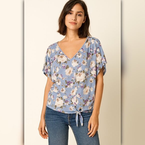 A412 ✽ •Lavender Blue Floral Tie-Front Blouse – Lightweight V-Neck Summer Top - Picture 1 of 4